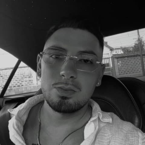 Portrait of Teti in a car